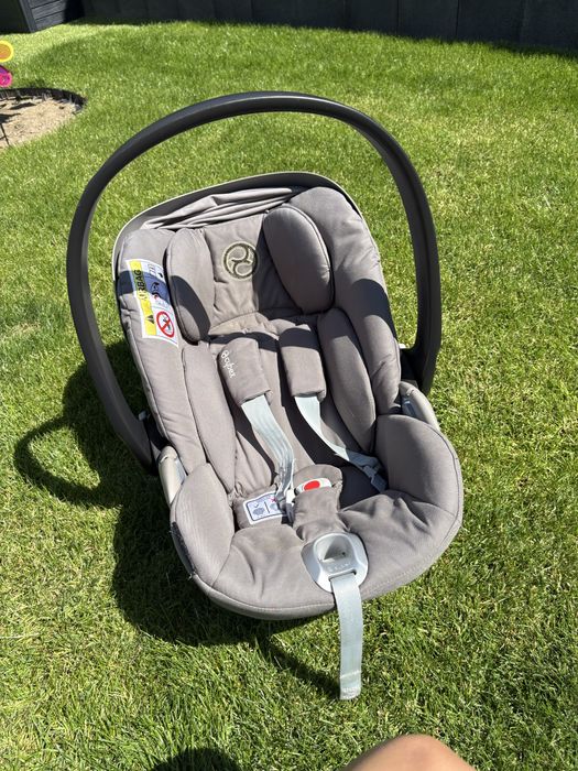 Fotelik cybex cloud z baza obrotowa