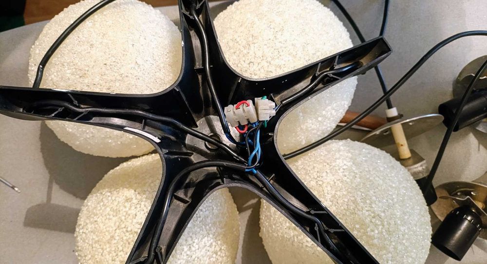 Candeeiro pendente alemão década 1970 de 5 globos