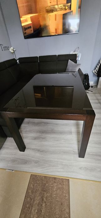 Stół z szybą do kuchni, salonu