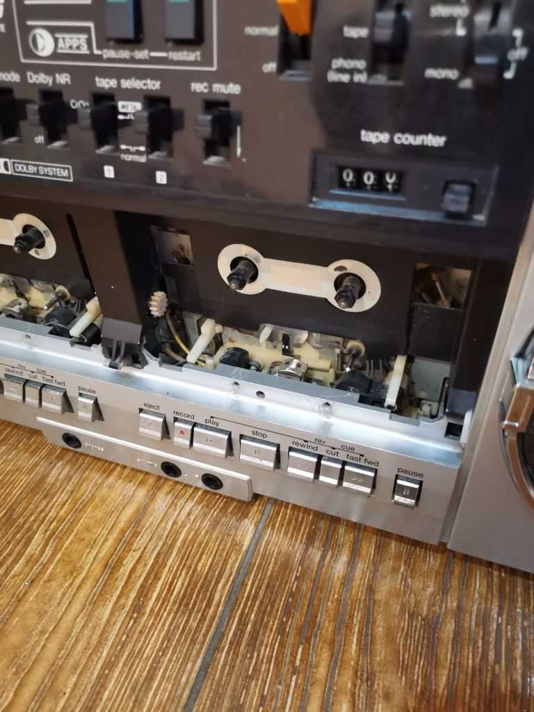 Магнитофон магнитола Sharp GF-575