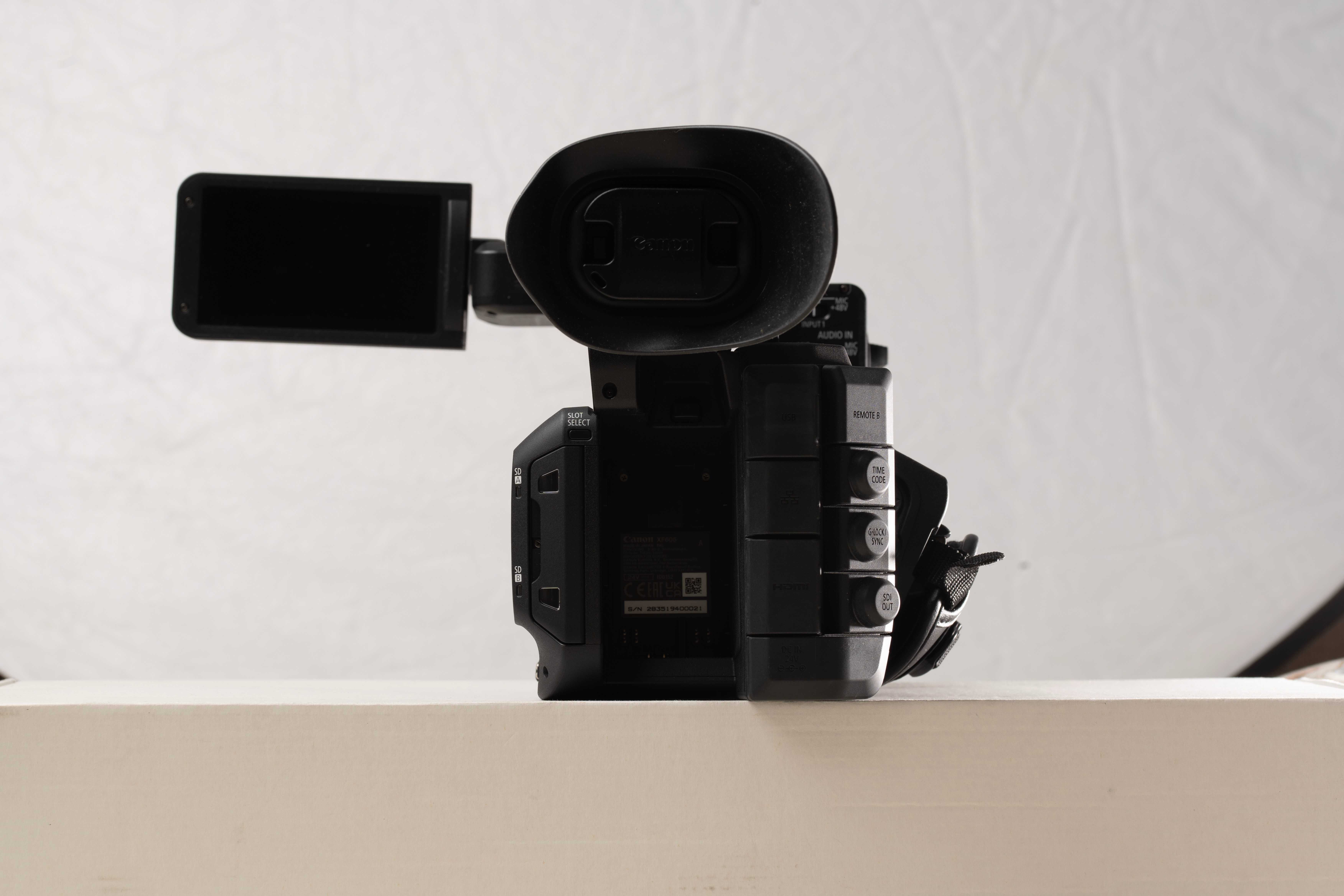 Canon XF605 - Com garantia de 1 ano - Como Nova