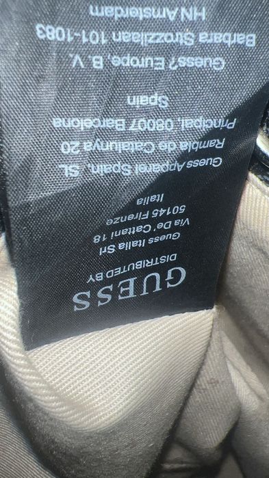 Torebka czarna guess