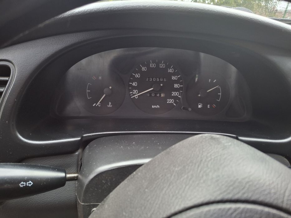 Продам авто DAEWOO SENS 1.3