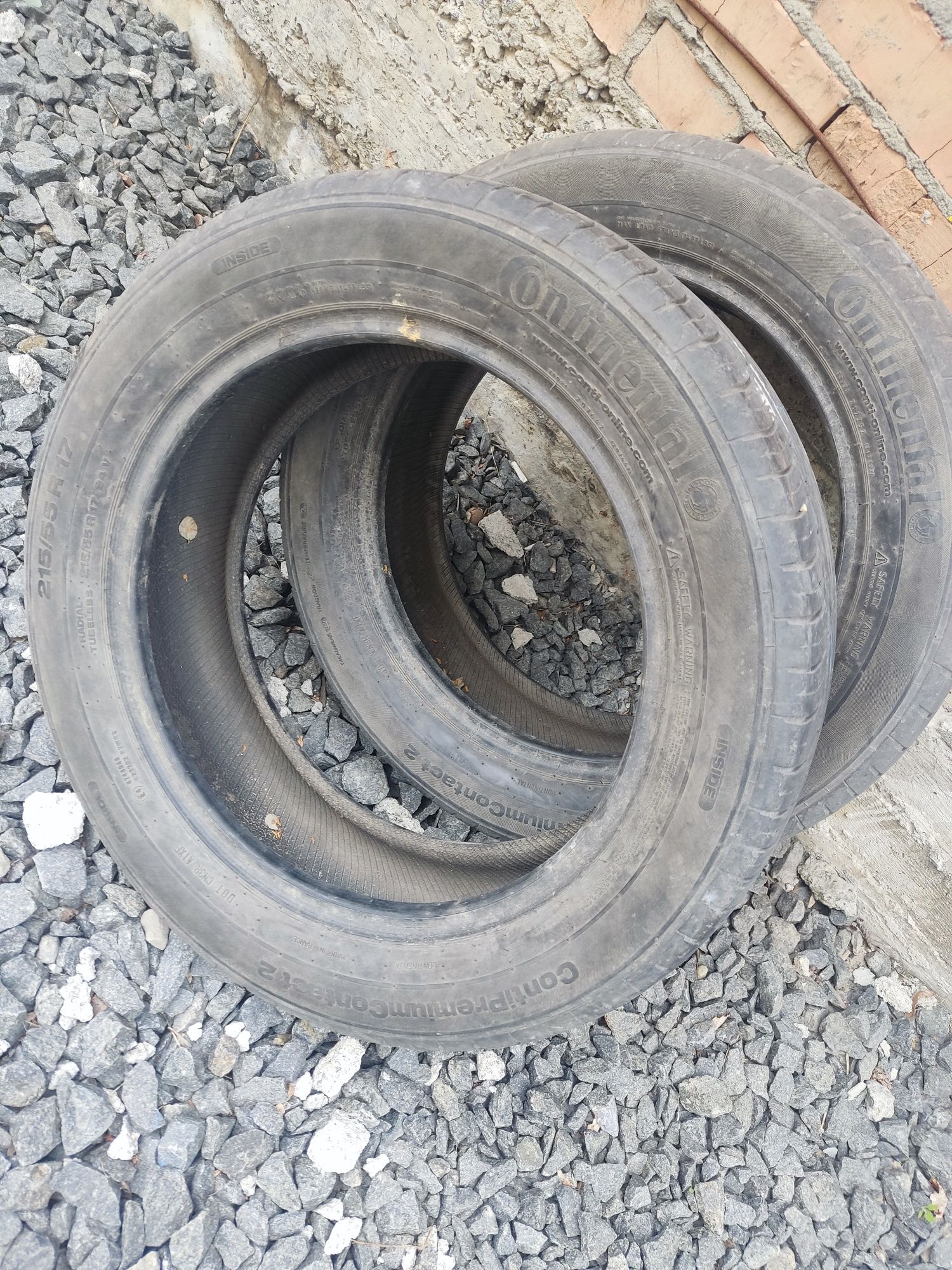 Продам резину 215/55 R17