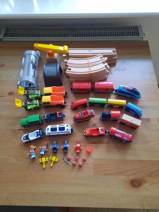 Drewniana kolejka: Straż Pożarna, policja, pociągi, samochody