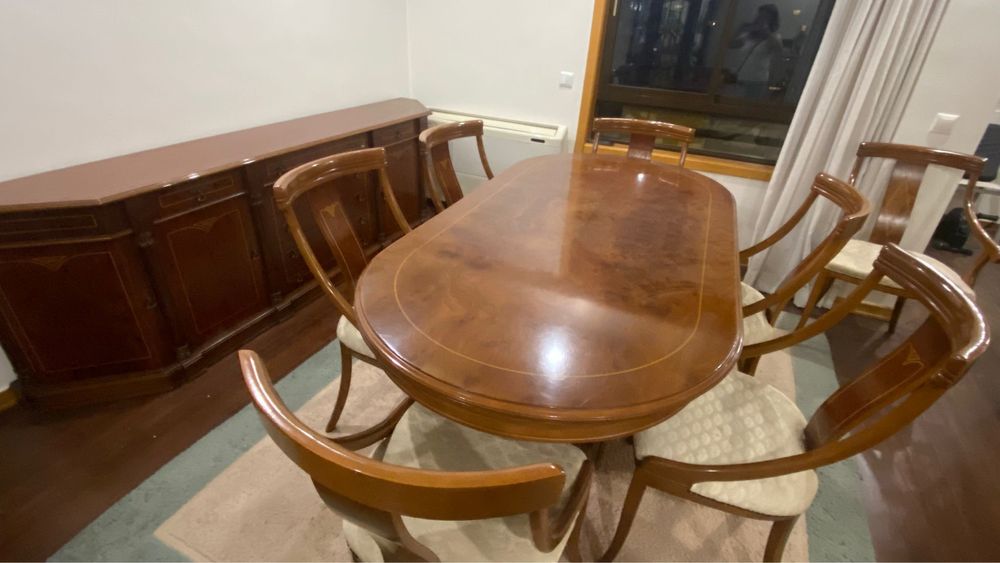 Sala de jantar completa