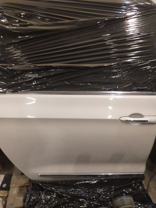 Chrysler Pacyfica Drzwi prawe Przód i Tył kol PW2