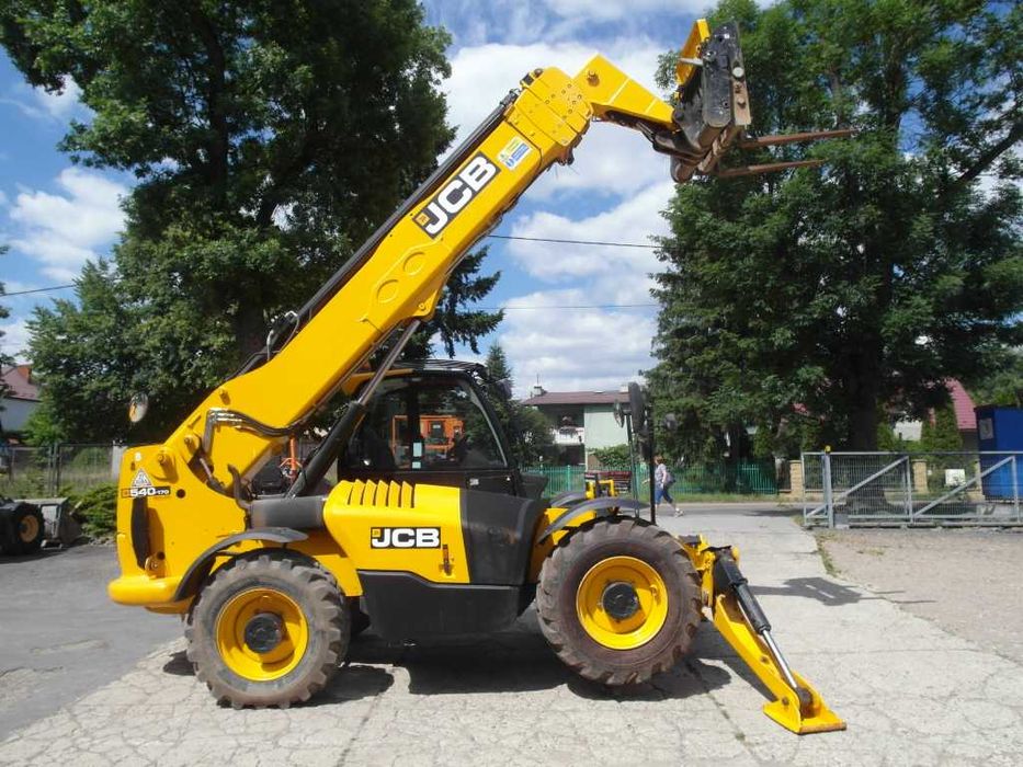 Ładowarka teleskopwa 17 metrów JCB 540 170 rok 2018 tylko 2260 mtg