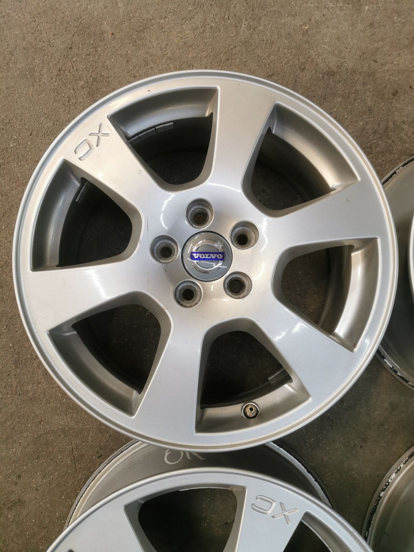 Felgi aluminiowe 17" ET55 7.5J VOLVO