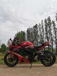 CBR 650R c/ garantia 95cv