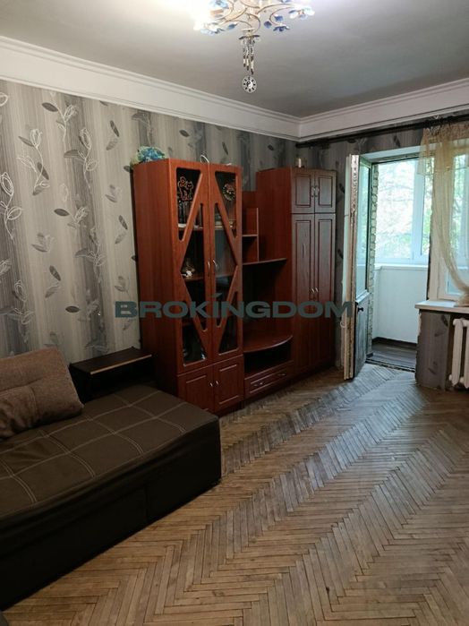 Продаж 3к квартири по вул Соломьянська 32