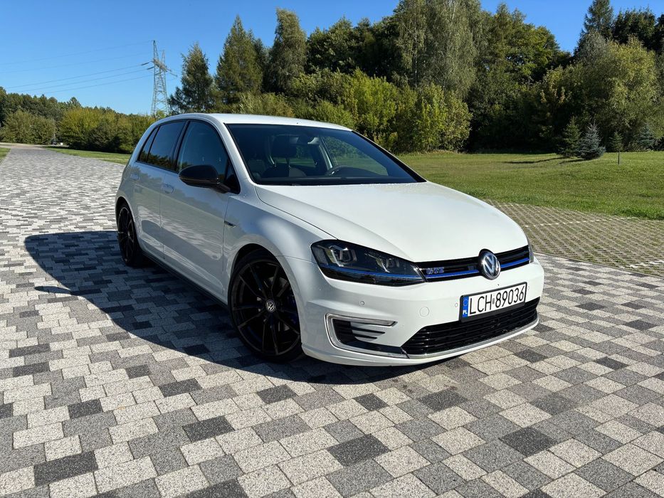 Volkswagen Golf 1.4 Tsi GTE 204km 2015 r. Full Led, DSG, bezwypadkowy.