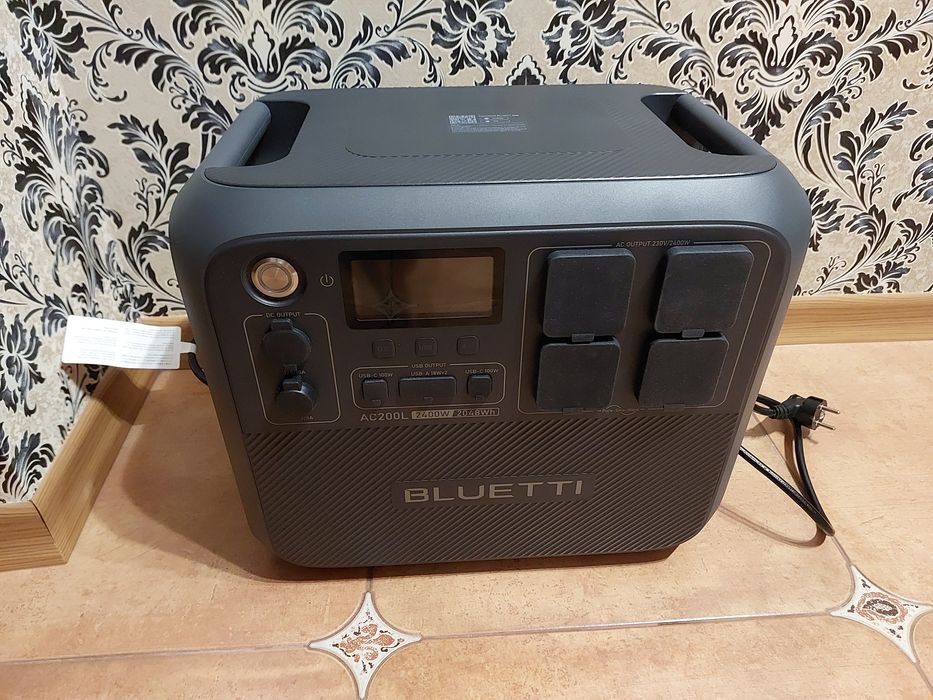 Зарядна станція універсальна Bluetti AC200L 2400W 2048Wh