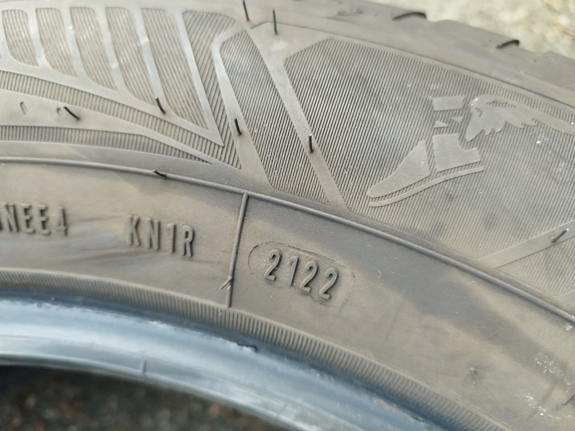 1szt Goodyear Vector 4 Seasons SUV 225/60/18 104W 6,5mm 2022rok