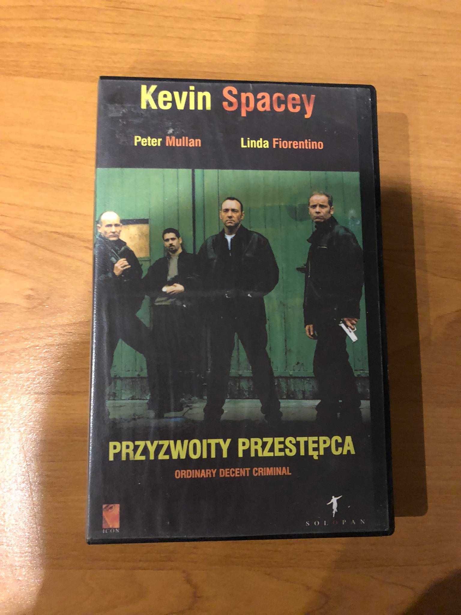 Sprzedam film Przyzwoity Przestępca na VHS