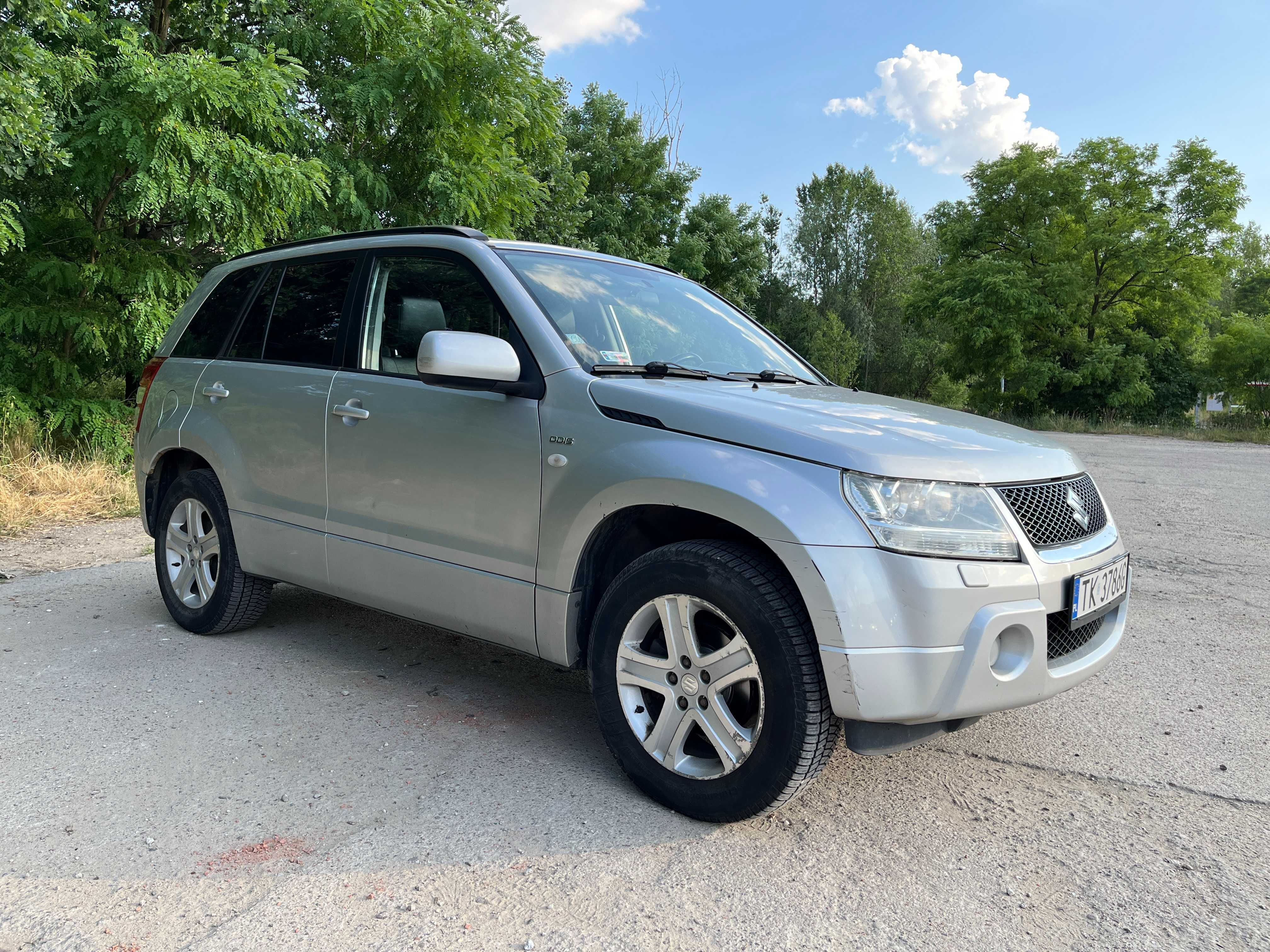 Sprzedam Suzuki Grand Vitara 1.9 TDi 2006 r. Przebieg 185000 km.