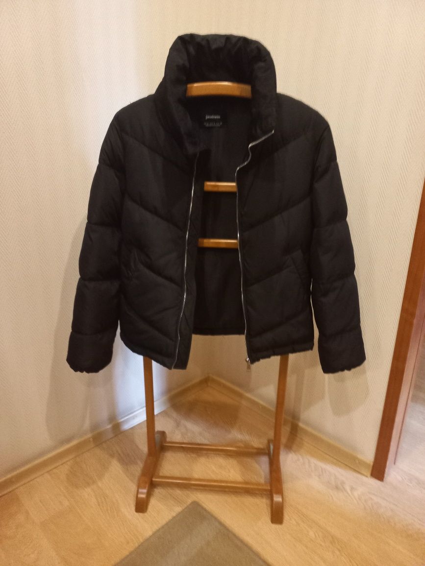 Курточка"Stradivarius"р.М.