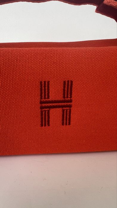 Косметичка жіноча нова