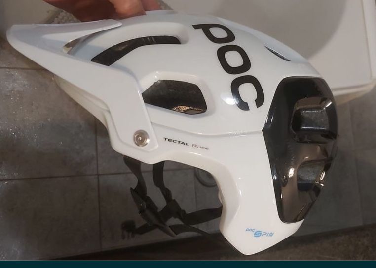 Vendo Capacete POC Tectal RACE