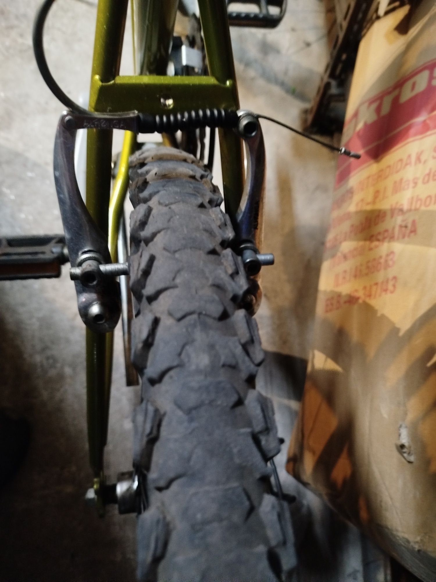 Bicicleta de quadro médio ideal senhora ou criança