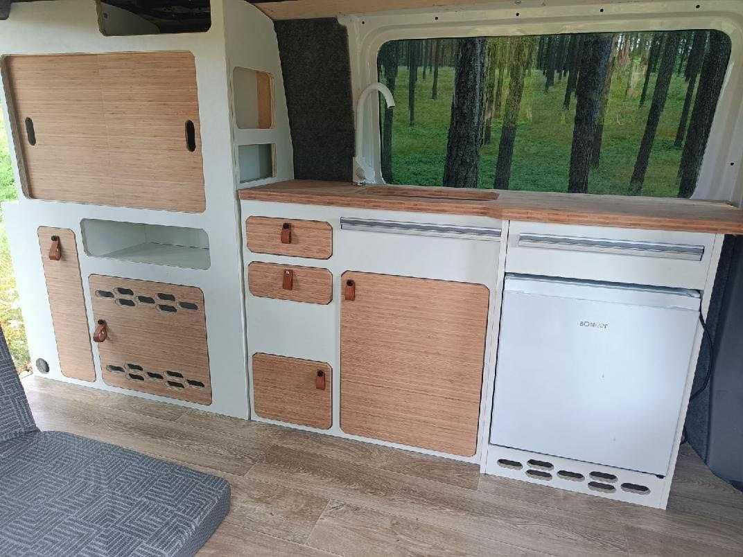 Zabudowy kempingowe Volkswagen Transporter T5 T6 przebudowy kampervan