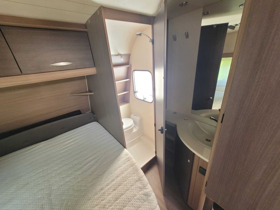 Przyczepa kempingowa Burstner PREMIO 485TK 6 osobowa DMC 1200