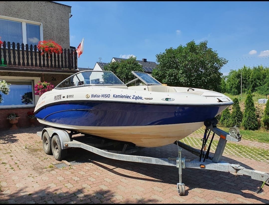 Motorówka, łódź strugowodna Yamaha sx210