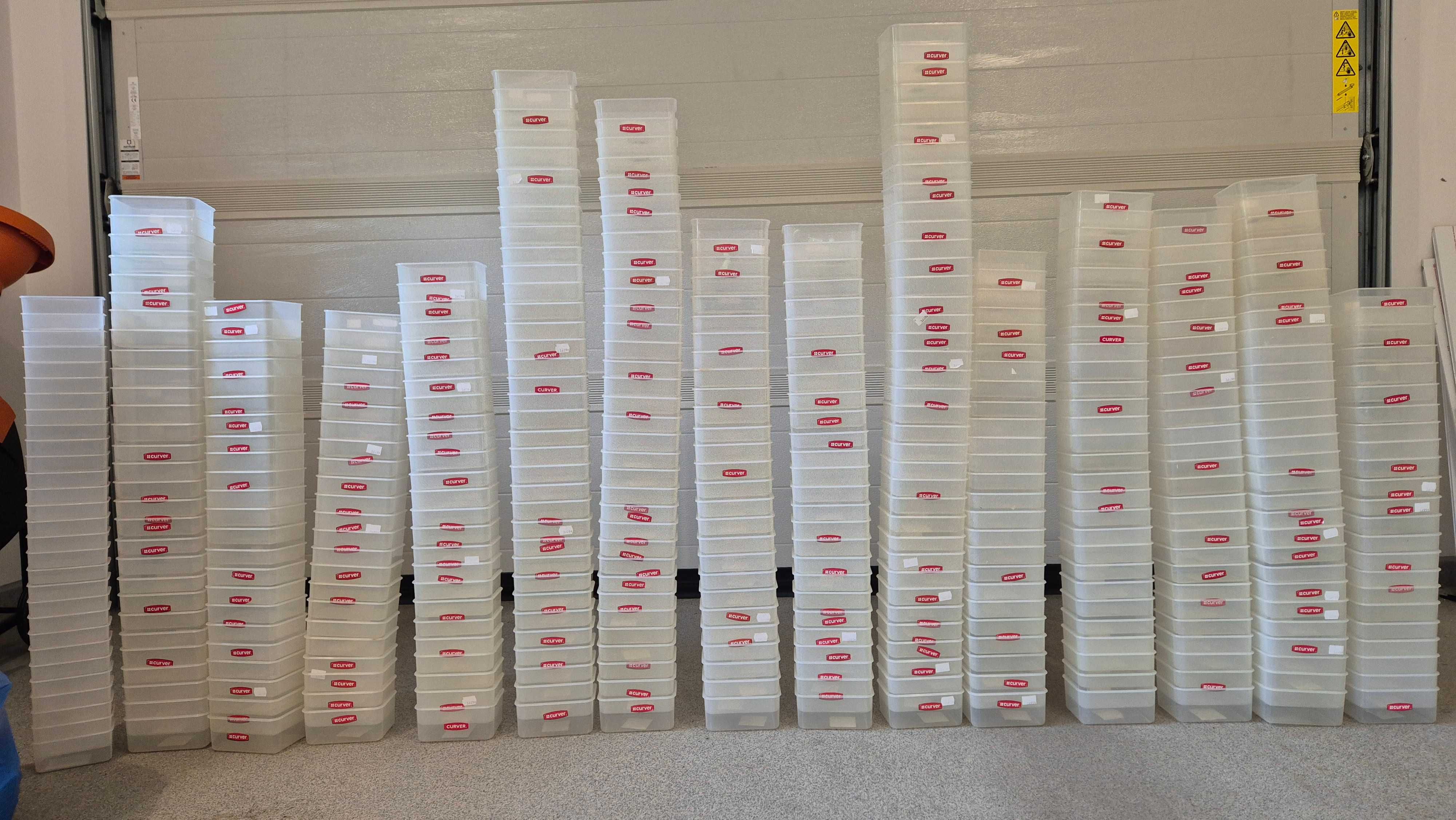 Pudełka plastikowe CURVER 0,8L - 400sztuk - doskonały stan