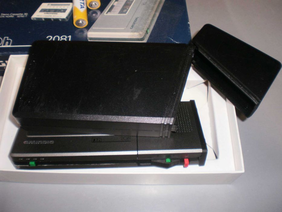 Dyktafon GRUNDIG Dh 2081 Jak nowy, wszystko w zestawie, ZOBACZ !!!