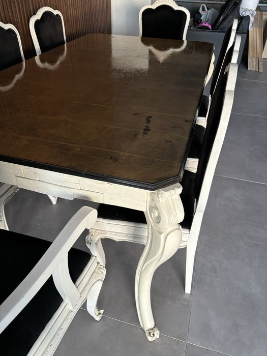 Mesa e cadeiras conjunto