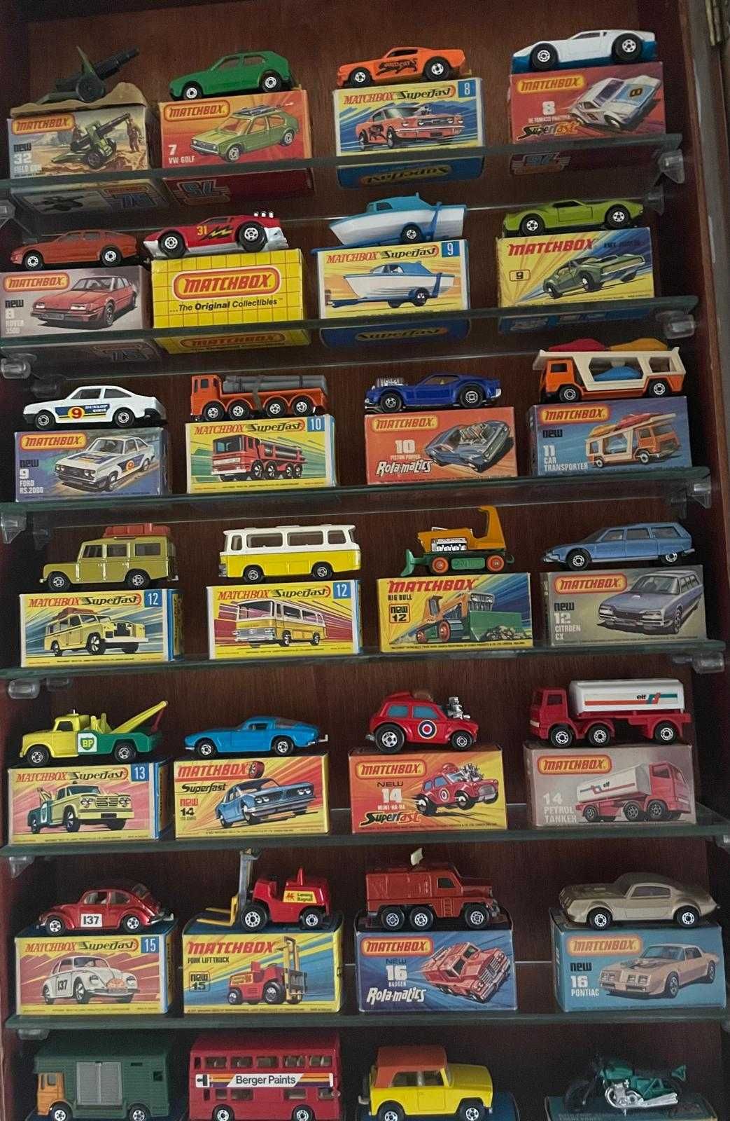 Colecção de carrinhos Matchbox com caixa original da série SuperFast