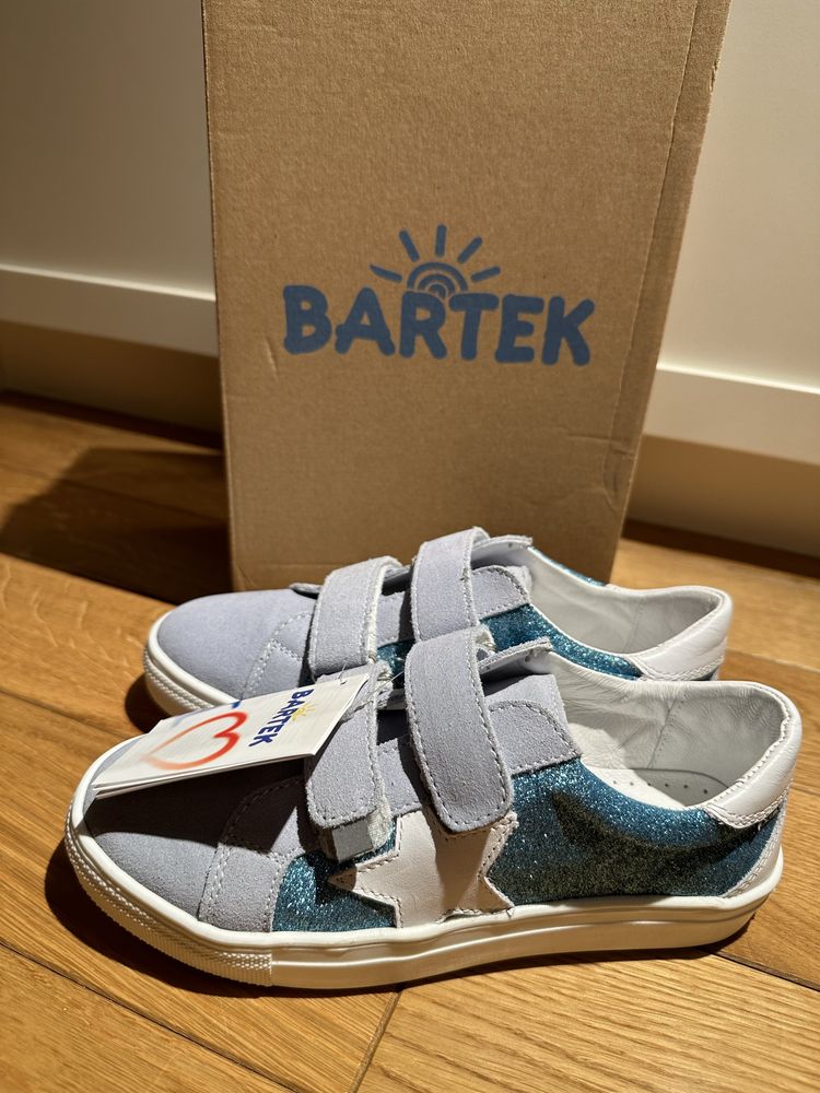 Buty sneakersy z firmy Bartek skora naturalna nowe z metką