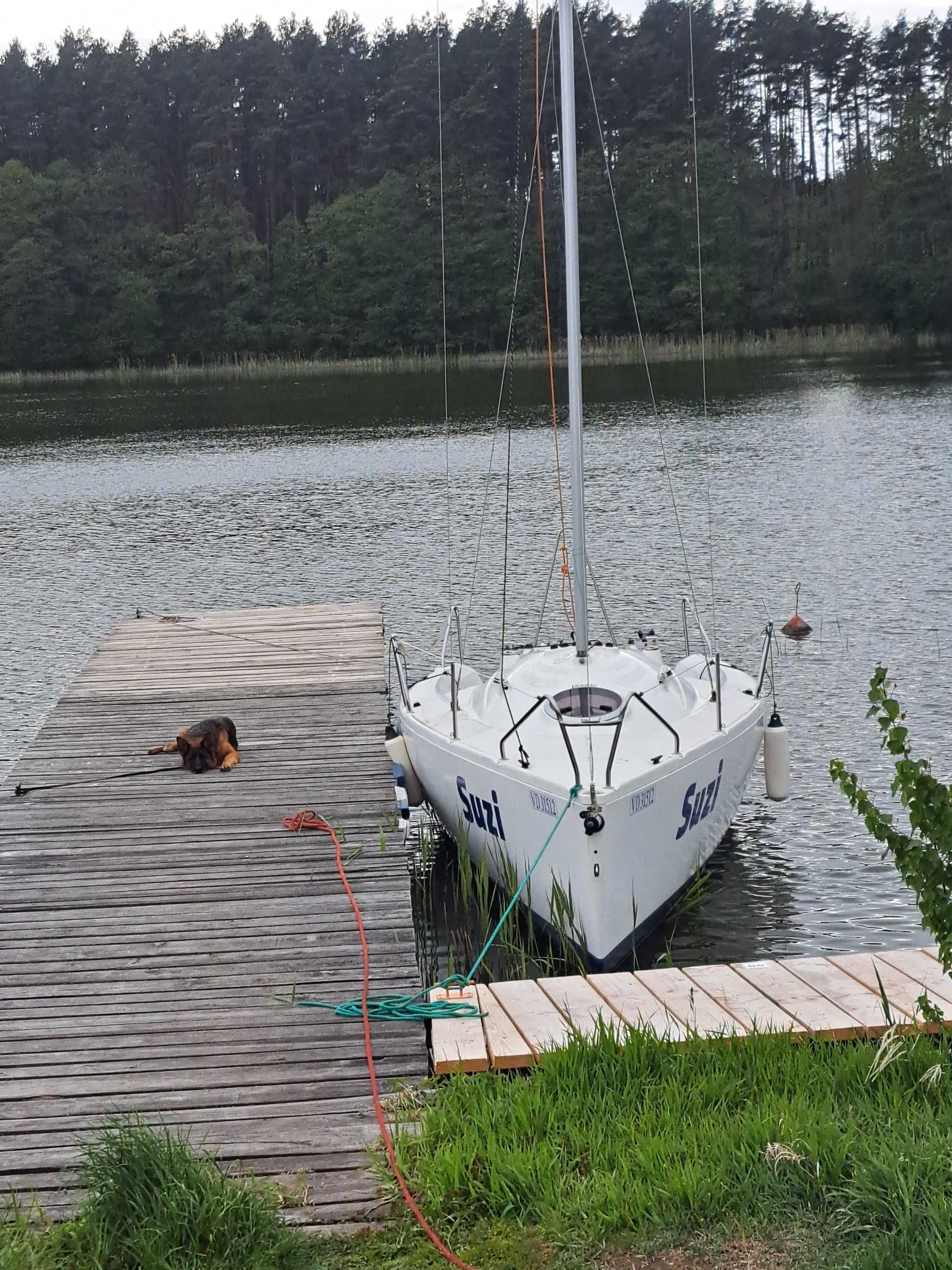 Jacht Majestic 24 regatowo-turystyczny