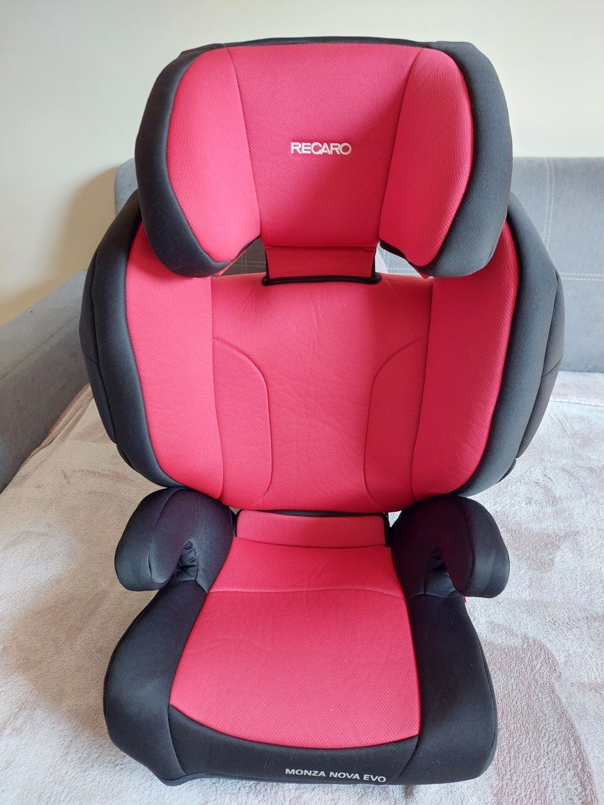 Fotelik samochodowy Recaro Monza Nova Eva (15-36kg)