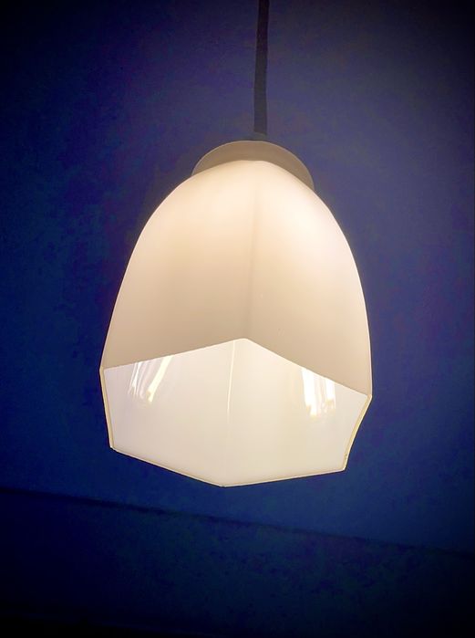 Candeeiro Suspenso Vintage em Vidro Opalino