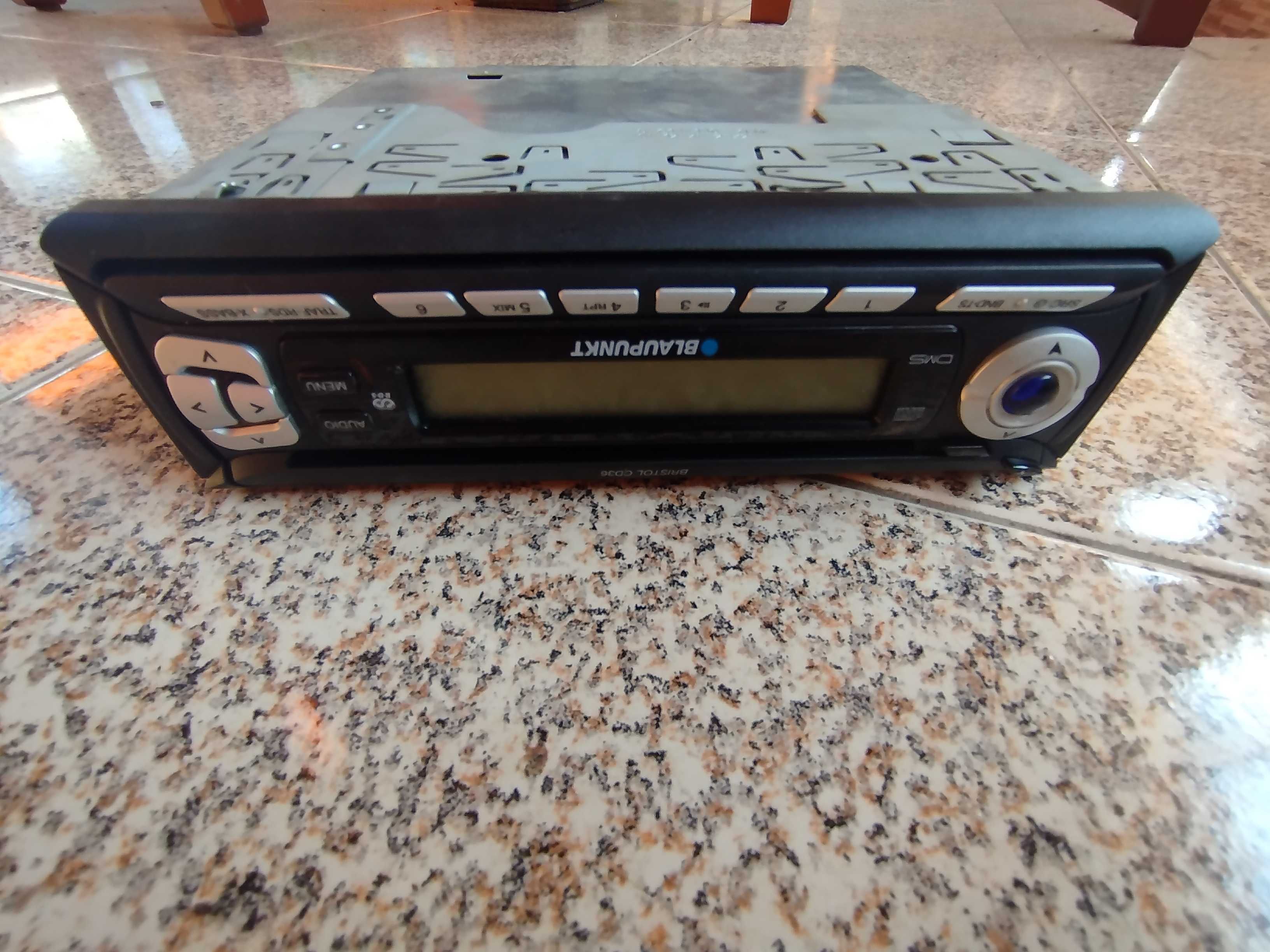 Radio blaupunkt antigo
