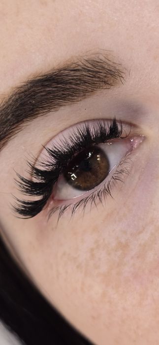 Нарощення вій будь якої складності від 400 грн.