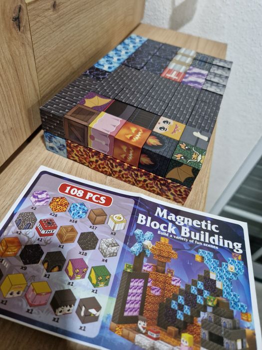 Peças de construção de Roblox com 108 Peças.  Novas