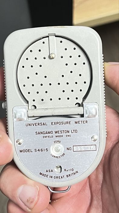 Продам вінтажний колекційний екпонометр