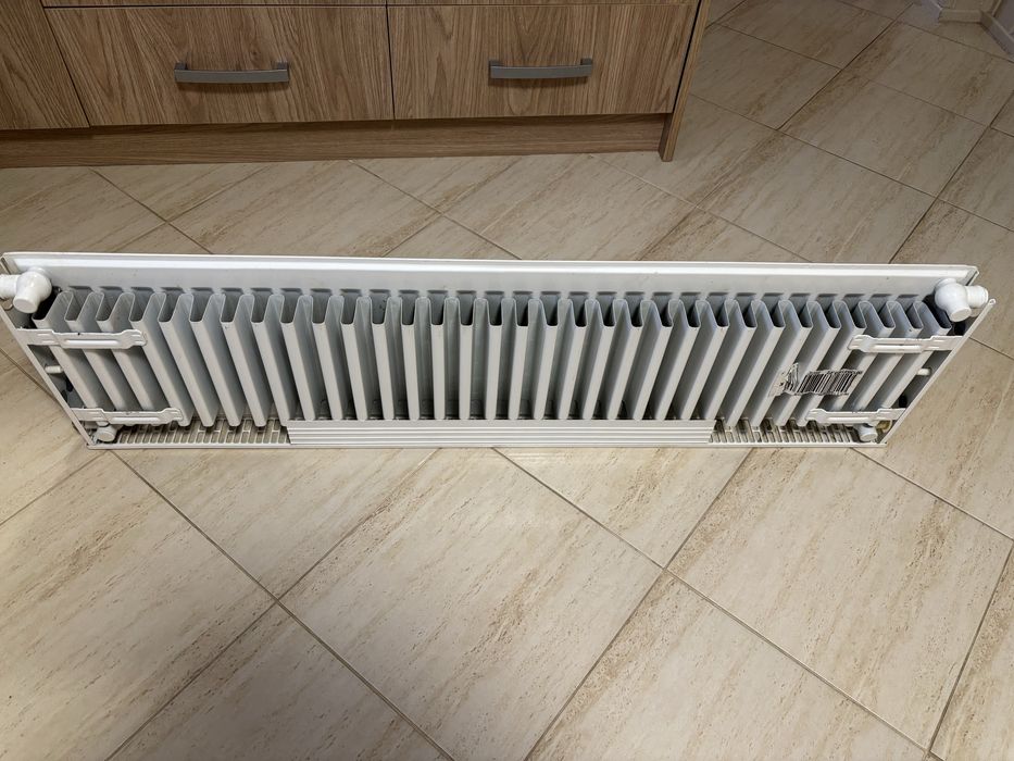 Grzejnik jednopłytowy 110x30x6 (cm)