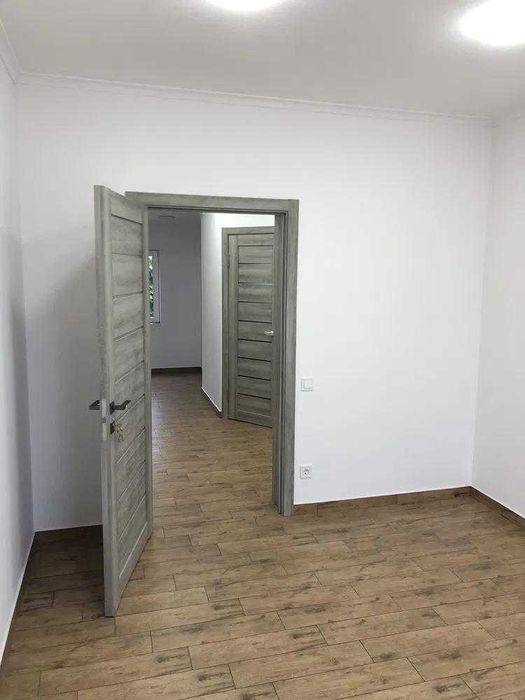 Оренда комерційного приміщення у центрі Жовкви