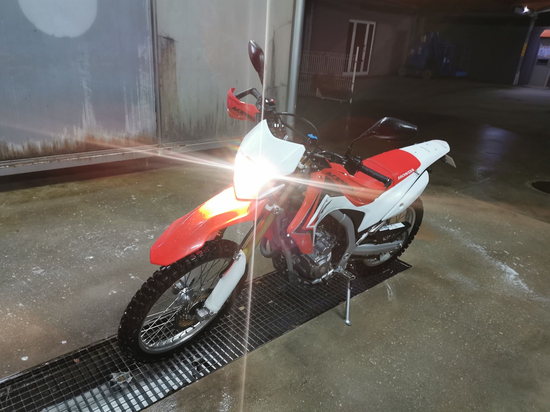 Honda CRF 250L como nova 8900km