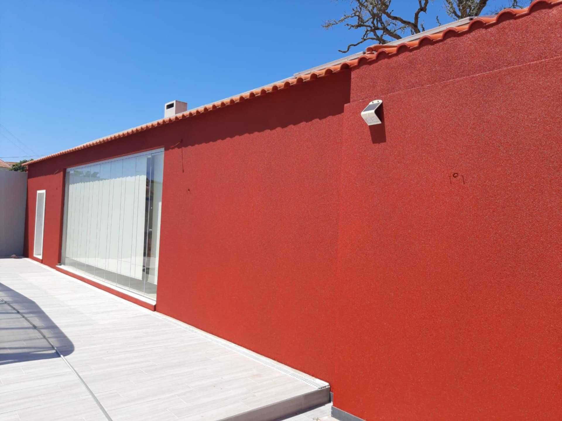 ISOLAMENTOS de Cortiça projectada ; sem manutenção, 10 anos garantia.