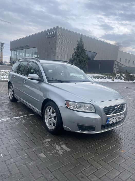 Volvo v50 2008 2.0