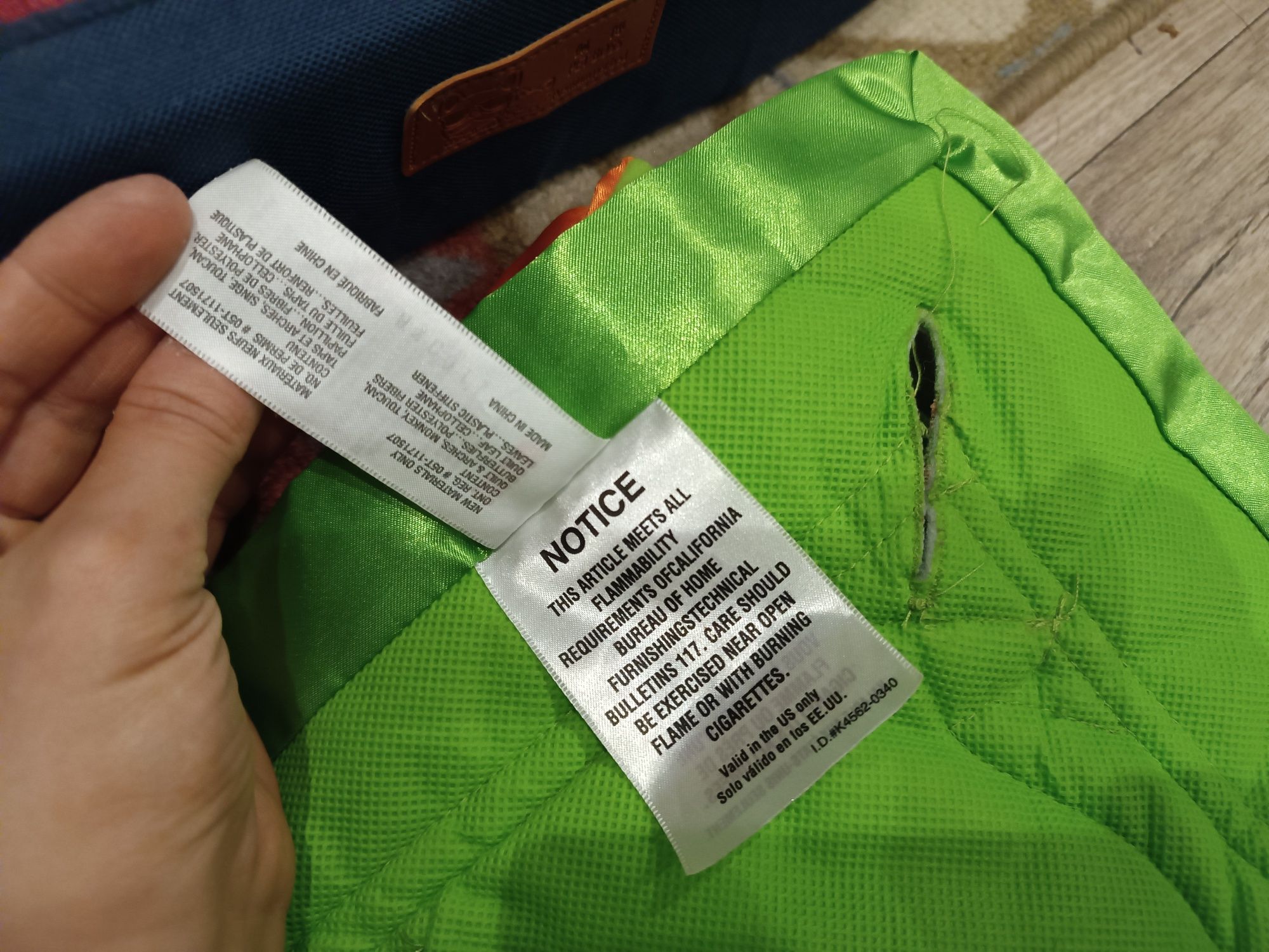 Mata dla dziecka Fischer Price 
Używana ślady użytkowania pokazane na