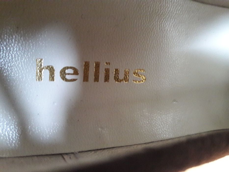 Sapatos de Senhora Hellius em pele