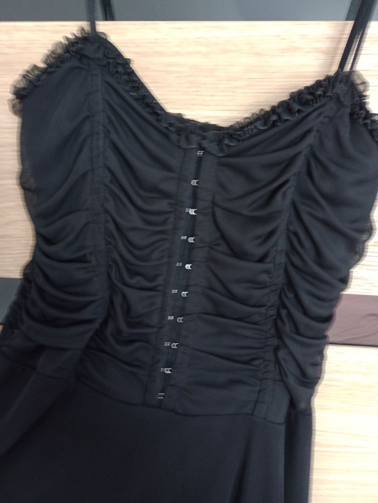 Elegancka, sexowna, wygodna koszulka nocna na lato rozmiar M, 38