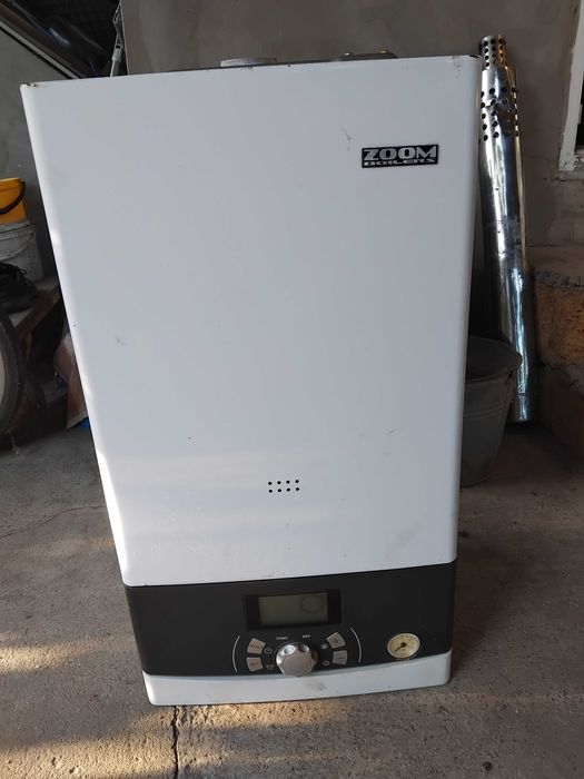 Газовый котел Zoom Expert 28 BF, двухконтурный.