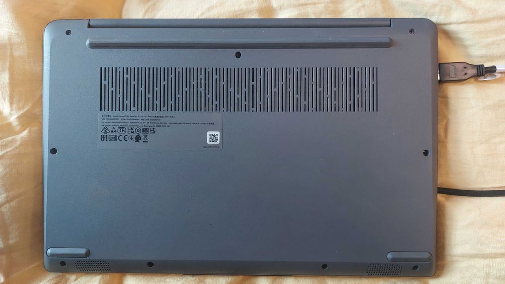 Lenovo IdeaPad 3 14ALC6 - Type 82KT