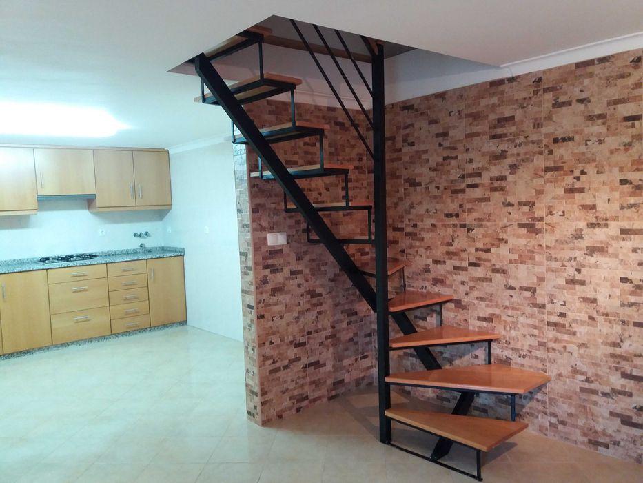 Moradia T2 Sobral de Monte Agraço
